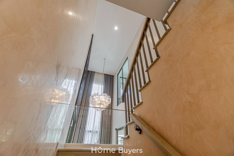 รีวิวบ้านเดี่ยว บุราสิริ กรุงเทพกรีฑา บ้านหรูสไตล์รีสอร์ตใจกลาง Krungthep Kreetha Community