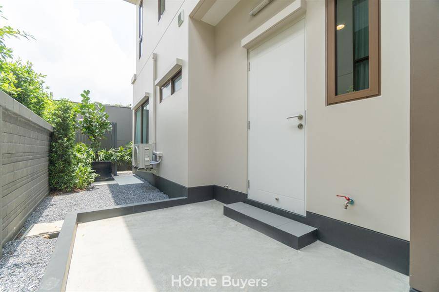 รีวิวบ้านเดี่ยว บุราสิริ กรุงเทพกรีฑา บ้านหรูสไตล์รีสอร์ตใจกลาง Krungthep Kreetha Community