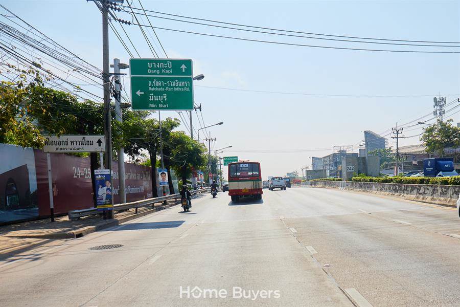 รีวิวบ้านเดี่ยว แกรนด์ บางกอก บูเลอวาร์ด รามอินทรา-เกษตรนวมินทร์ สไตล์ Modern Classic รีวิวบ้านเดี่ยว แกรนด์ บางกอก บูเลอวาร์ด รามอินทรา-เกษตรนวมินทร์ สไตล์ Modern Classic