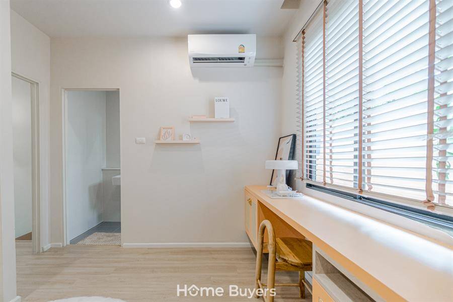 รีวิวทาวน์โฮม บี ดิสทริค พหลโยธิน ออกแบบพื้นที่ฟังก์ชันคุ้ม ทำเลดี ใกล้ ม.กรุงเทพ รีวิวทาวน์โฮม บี ดิสทริค พหลโยธิน ออกแบบพื้นที่ฟังก์ชันคุ้ม ทำเลดี ใกล้ ม.กรุงเทพ