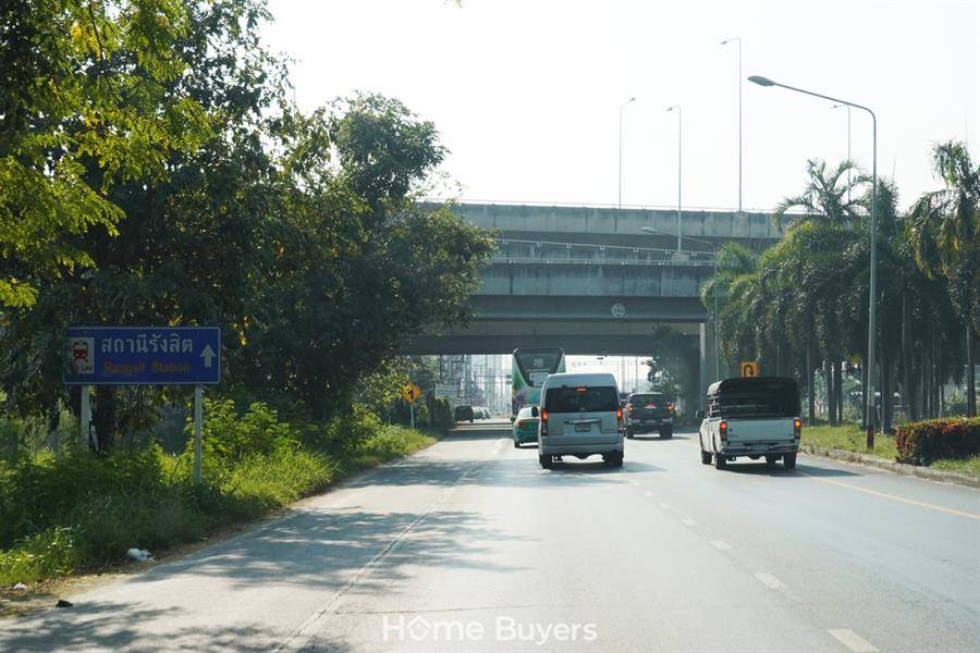 รีวิวบ้าน นลินธารา รังสิต-บางพูน บ้านที่ให้ความเป็นส่วนตัวและฟังก์ชันที่ตอบโจทย์สำหรับทุกวัย รีวิวบ้าน นลินธารา รังสิต-บางพูน บ้านที่ให้ความเป็นส่วนตัวและฟังก์ชันที่ตอบโจทย์สำหรับทุกวัย