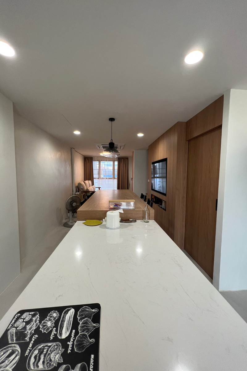 รีโนเวททาวน์เฮาส์อายุ 30 กว่าปี ในงบ 3 ล้านบาท