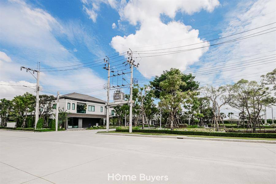 รีวิวบ้านเดี่ยว แกรนด์ บริทาเนีย วงแหวน-รามอินทรา บ้านหรูซีรีส์ใหม่ ดีไซน์คลาสสิกเหนือกาลเวลา พื้นที่ส่วนกลางที่ใหญ่ที่สุดในย่าน วงแหวน-รามอินทรา รีวิวบ้านเดี่ยว แกรนด์ บริทาเนีย วงแหวน-รามอินทรา บ้านหรูซีรีส์ใหม่ ดีไซน์คลาสสิกเหนือกาลเวลา พื้นที่ส่วนกลางที่ใหญ่ที่สุดในย่าน วงแหวน-รามอินทรา