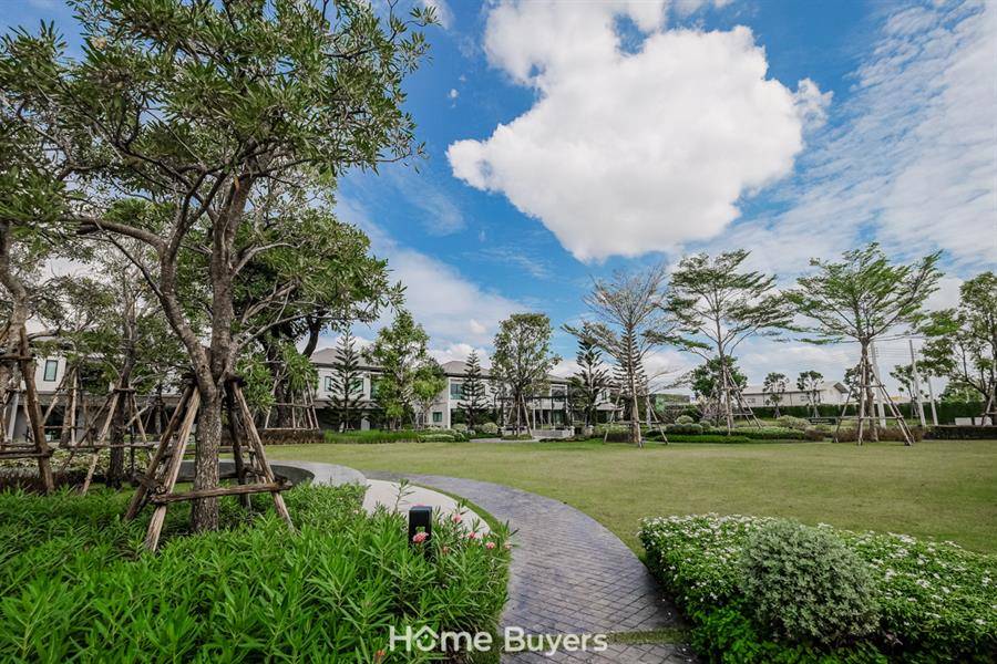 รีวิวบ้านเดี่ยว แกรนด์ บริทาเนีย วงแหวน-รามอินทรา บ้านหรูซีรีส์ใหม่ ดีไซน์คลาสสิกเหนือกาลเวลา พื้นที่ส่วนกลางที่ใหญ่ที่สุดในย่าน วงแหวน-รามอินทรา รีวิวบ้านเดี่ยว แกรนด์ บริทาเนีย วงแหวน-รามอินทรา บ้านหรูซีรีส์ใหม่ ดีไซน์คลาสสิกเหนือกาลเวลา พื้นที่ส่วนกลางที่ใหญ่ที่สุดในย่าน วงแหวน-รามอินทรา