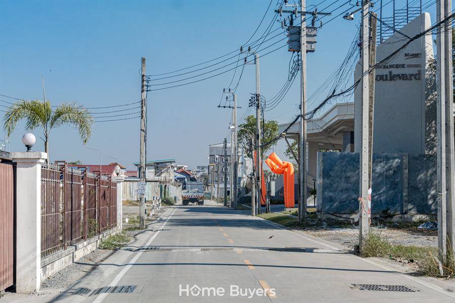 รีวิวบ้านเดี่ยว บางกอก บูเลอวาร์ด บางนา กม.5 บ้านหรูหลังใหญ่ สายไฟลงดินทั้งโครงการ ทำเลใกล้ห้าง ทางด่วน และรถไฟฟ้า รีวิวบ้านเดี่ยว บางกอก บูเลอวาร์ด บางนา กม.5 บ้านหรูหลังใหญ่ สายไฟลงดินทั้งโครงการ ทำเลใกล้ห้าง ทางด่วน และรถไฟฟ้า