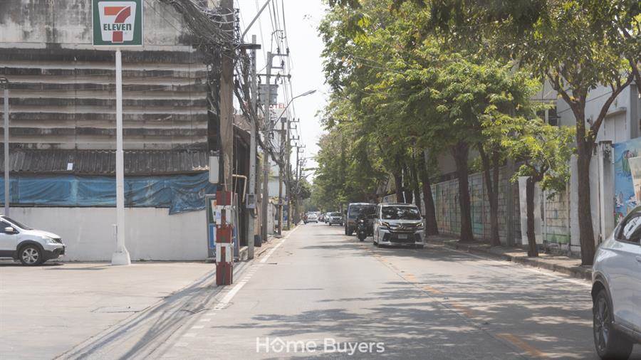 รีวิวคอนโด บลู สุขุมวิท 105 ทำเลใจกลางลาซาล ห้องแต่งครบในรูปแบบ Adaptive Function