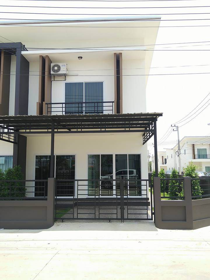 พรีวิวทาวน์โฮม บ้านรัก ขอนแก่น สวย สไตล์โมเดิร์น หน้ากว้าง 5.5 เมตร เดินทางสะดวกสบาย