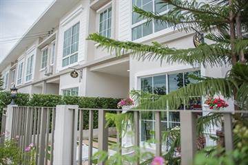 รีวิวทาวน์โฮม เจ ซิตี้ สุขุมวิท-แพรกษา ทาวน์โฮมสไตล์อังกฤษ ใกล้รถไฟฟ้า 2 สาย เชื่อมต่อเข้าสู่เมืองได้สะดวก