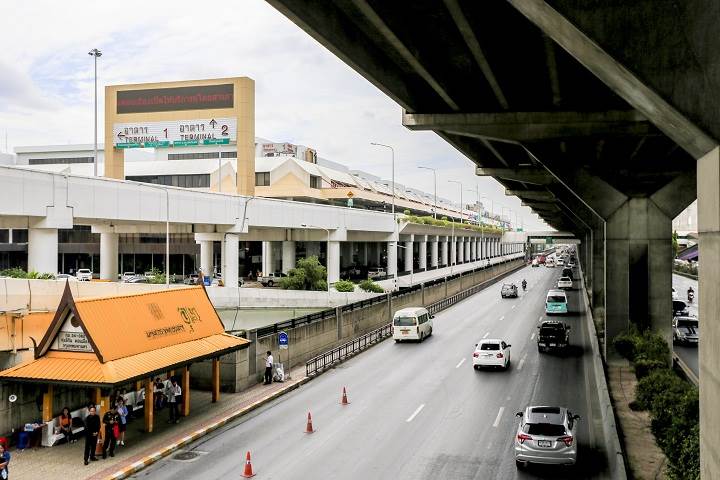 รีวิวบ้านเปี่ยมสุข แจ้งวัฒนะ-ศรีสมาน บ้านแฝดสุดคุ้ม ใกล้ทั้งทางด่วน สนามบินดอนเมือง และรถไฟฟ้าถึง 2 สาย รีวิวบ้านเปี่ยมสุข แจ้งวัฒนะ-ศรีสมาน บ้านแฝดสุดคุ้ม ใกล้ทั้งทางด่วน สนามบินดอนเมือง และรถไฟฟ้าถึง 2 สาย