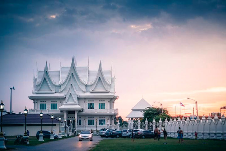 ไปให้สุด...แล้วหยุดที่ชัยพฤกษ์ โซนอยู่อาศัย ใกล้ธรรมชาติ+เมือง+ห้าง ไปให้สุด...แล้วหยุดที่ชัยพฤกษ์ โซนอยู่อาศัย ใกล้ธรรมชาติ+เมือง+ห้าง
