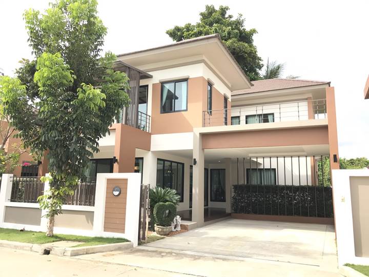 พรีวิวบ้าน ซื่อตรง แกรนด์ วิลล์ บางเสร่ ใกล้เมืองพัทยา กว้างขวาง ส่วนกลางครบ พรีวิวบ้าน ซื่อตรง แกรนด์ วิลล์ บางเสร่ ใกล้เมืองพัทยา กว้างขวาง ส่วนกลางครบ