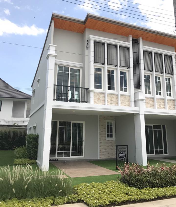 พรีวิวทาวน์โฮม โกลเด้น ทาวน์ ๒ บางนา-สวนหลวง ทาวน์โฮมพร้อมอยู่ ติดถนนใหญ่ ใกล้สวนหลวง ร.9 เริ่ม 1.99 ล้าน พรีวิวทาวน์โฮม โกลเด้น ทาวน์ ๒ บางนา-สวนหลวง ทาวน์โฮมพร้อมอยู่ ติดถนนใหญ่ ใกล้สวนหลวง ร.9 เริ่ม 1.99 ล้าน