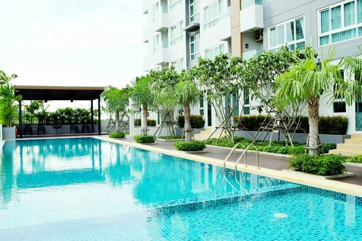 พรีวิว ซีฮิลล์ คอนโดมิเนียมศรีราชา มีทั้งวิวเขาและวิวทะเล