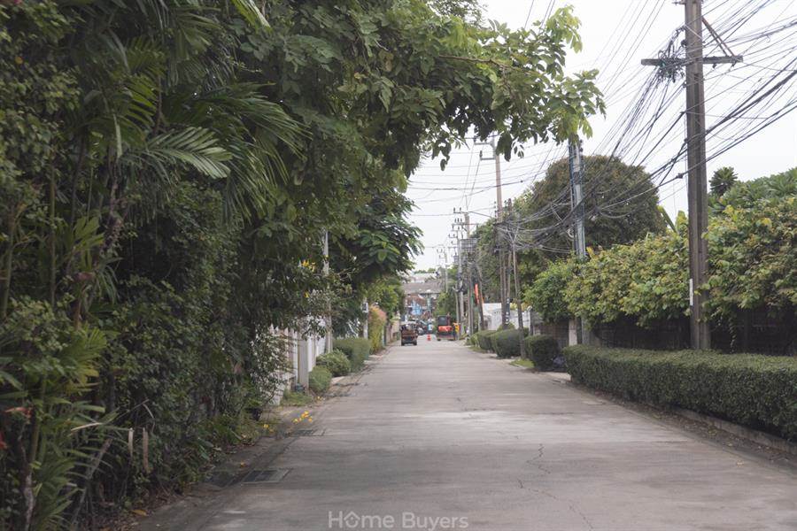 รีวิวบ้าน เดอะ เจนทริ สุขุมวิท - บางนา วิลล่าหรู 3 ชั้น บรรยากาศส่วนตัวใกล้ชิดธรรมชาติ ติดทางด่วนเฉลิมมหานคร รีวิวบ้าน เดอะ เจนทริ สุขุมวิท - บางนา วิลล่าหรู 3 ชั้น บรรยากาศส่วนตัวใกล้ชิดธรรมชาติ ติดทางด่วนเฉลิมมหานคร