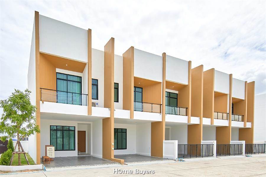 รีวิวทาวน์โฮม KHRAM Nongmon-Bangsaen บ้านสไตล์ Minimal Cozy ส่วนกลางครบ ทำเลใกล้ชายหาดบางแสน