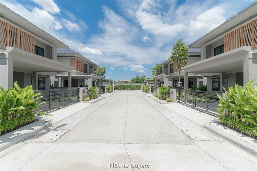 รีวิวบ้าน โคโม่ โบทานิก้า 2 บ้านใกล้ชิดธรรมชาติ เป็นส่วนตัว 104 ยูนิต ใกล้ เมกา บางนา และทางด่วน 2 สาย รีวิวบ้าน โคโม่ โบทานิก้า 2 บ้านใกล้ชิดธรรมชาติ เป็นส่วนตัว 104 ยูนิต ใกล้ เมกา บางนา และทางด่วน 2 สาย