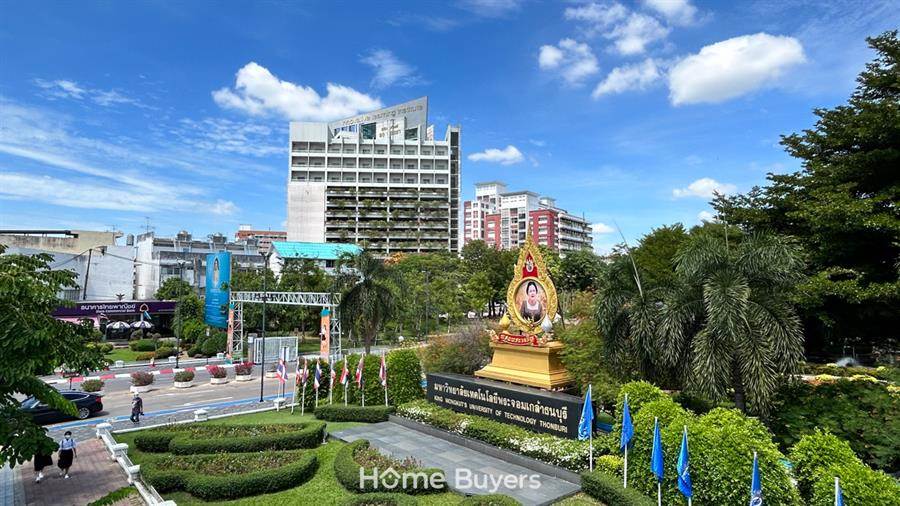รีวิวบ้าน ฮาบิเทีย พราวด์ ประชาอุทิศ 72 บ้านแฝดหลังใหญ่ ใกล้ชิดธรรมชาติ เพียง 76 ยูนิต เชื่อมต่อทางด่วน 2 สาย รีวิวบ้าน ฮาบิเทีย พราวด์ ประชาอุทิศ 72 บ้านแฝดหลังใหญ่ ใกล้ชิดธรรมชาติ เพียง 76 ยูนิต เชื่อมต่อทางด่วน 2 สาย