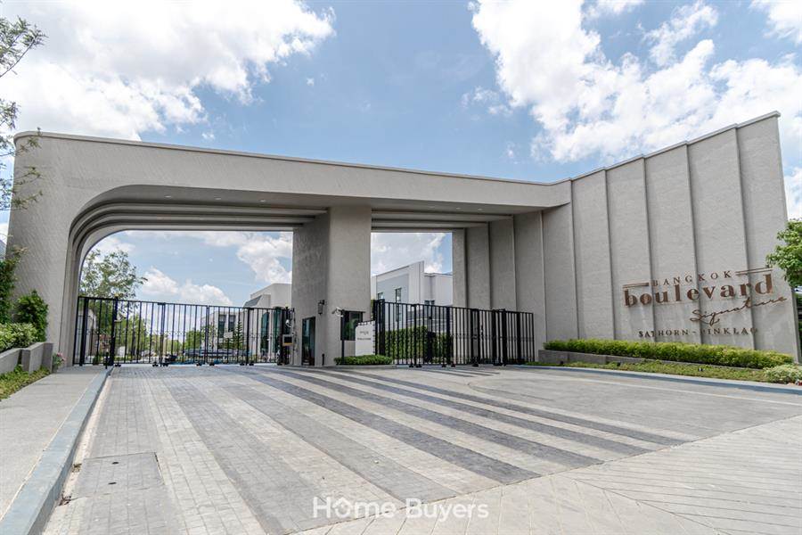 รีวิวบ้านเดี่ยว บางกอก บูเลอวาร์ด ซิกเนเจอร์ สาทร-ปิ่นเกล้า ความลงตัวระหว่างศิลปะและพื้นที่พักอาศัย รีวิวบ้านเดี่ยว บางกอก บูเลอวาร์ด ซิกเนเจอร์ สาทร-ปิ่นเกล้า ความลงตัวระหว่างศิลปะและพื้นที่พักอาศัย