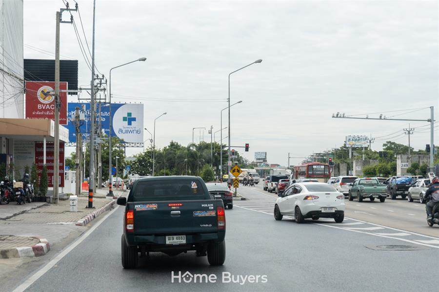 พรีเมี่ยม เพลส มิกซ์ นวมินทร์ โฮมออฟฟิศหรู ที่จอดรถส่วนกลาง 100% ติด ถ.นวมินทร์ ใกล้รถไฟฟ้า 3 สาย