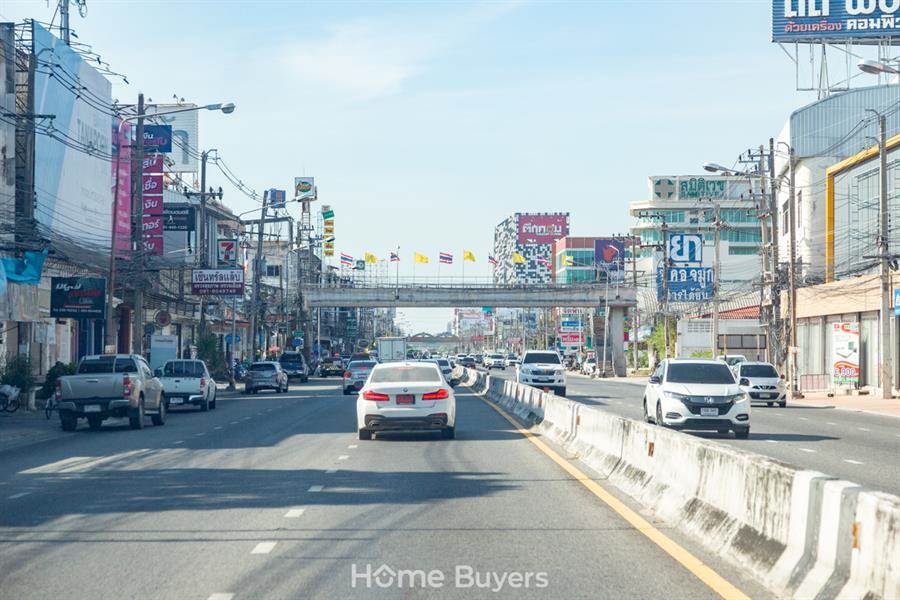 รีวิวบ้าน เวอร์โซ่ อัสสัมชัญ - ศรีราชา บ้านเดี่ยวและบ้านแฝดสไตล์อังกฤษ ใกล้ ถ.สุขุมวิท  ติด รร.อัสสัมชัญ ทำเลใจกลางศรีราชา