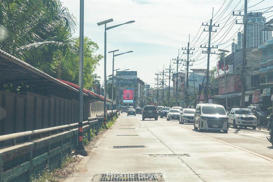 รีวิวบ้าน เวอร์โซ่ อัสสัมชัญ - ศรีราชา บ้านเดี่ยวและบ้านแฝดสไตล์อังกฤษ ใกล้ ถ.สุขุมวิท  ติด รร.อัสสัมชัญ ทำเลใจกลางศรีราชา