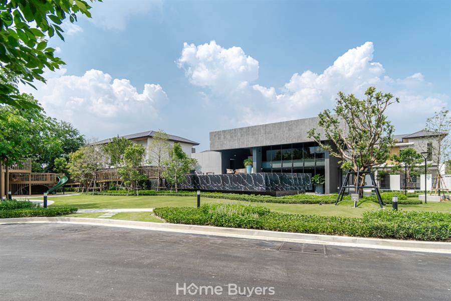 รีวิวบ้านเดี่ยว ธนาเรสซิเดนซ์ บรมฯ - ปิ่นเกล้า บ้านหรูหลังใหญ่ติด ถ.บรมราชชนนี เป็นส่วนตัวเพียง 50 ยูนิต รีวิวบ้านเดี่ยว ธนาเรสซิเดนซ์ บรมฯ - ปิ่นเกล้า บ้านหรูหลังใหญ่ติด ถ.บรมราชชนนี เป็นส่วนตัวเพียง 50 ยูนิต