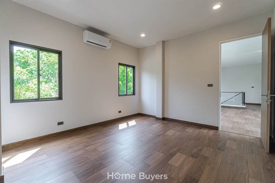 รีวิวบ้านเดี่ยว ธนาเรสซิเดนซ์ บรมฯ - ปิ่นเกล้า บ้านหรูหลังใหญ่ติด ถ.บรมราชชนนี เป็นส่วนตัวเพียง 50 ยูนิต รีวิวบ้านเดี่ยว ธนาเรสซิเดนซ์ บรมฯ - ปิ่นเกล้า บ้านหรูหลังใหญ่ติด ถ.บรมราชชนนี เป็นส่วนตัวเพียง 50 ยูนิต