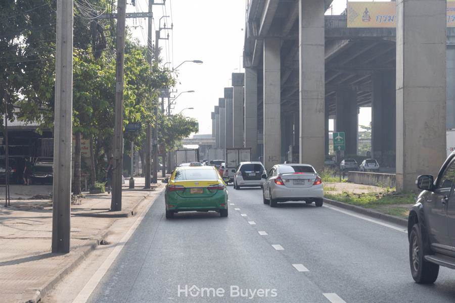 รีวิวบ้านเดี่ยว ธนาเรสซิเดนซ์ บรมฯ - ปิ่นเกล้า บ้านหรูหลังใหญ่ติด ถ.บรมราชชนนี เป็นส่วนตัวเพียง 50 ยูนิต รีวิวบ้านเดี่ยว ธนาเรสซิเดนซ์ บรมฯ - ปิ่นเกล้า บ้านหรูหลังใหญ่ติด ถ.บรมราชชนนี เป็นส่วนตัวเพียง 50 ยูนิต