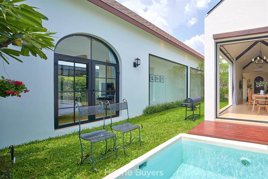แฮมเล็ต ไพรเวท พูลวิลล่า คลองหก-ธัญบุรี บ้านเดี่ยวสไตล์ English Country Home ดีไซน์สวย ฟีลพักตากอากาศ พร้อมสระว่ายน้ำส่วนตัวทุกยูนิต แฮมเล็ต ไพรเวท พูลวิลล่า คลองหก-ธัญบุรี บ้านเดี่ยวสไตล์ English Country Home ดีไซน์สวย ฟีลพักตากอากาศ พร้อมสระว่ายน้ำส่วนตัวทุกยูนิต
