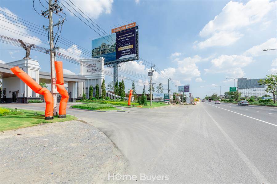 รีวิวบ้านเดี่ยว Grand Bangkok Boulevard แจ้งวัฒนะ - ราชพฤกษ์ คฤหาสน์หรู แรงบันดาลใจจากพระราชวัง Cibeles บนทำเลติด ถ.ชัยพฤกษ์ รีวิวบ้านเดี่ยว Grand Bangkok Boulevard แจ้งวัฒนะ - ราชพฤกษ์ คฤหาสน์หรู แรงบันดาลใจจากพระราชวัง Cibeles บนทำเลติด ถ.ชัยพฤกษ์