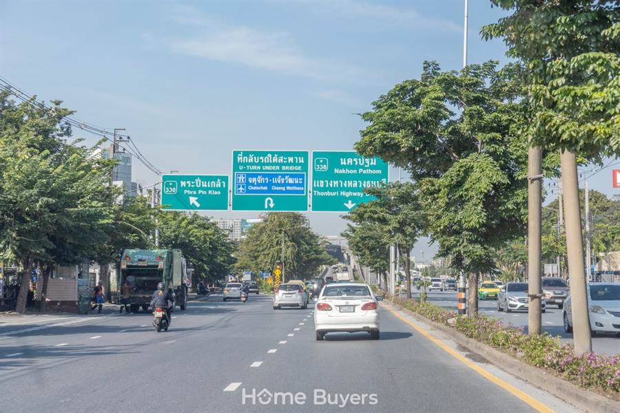 บ้านเดี่ยวหรูที่ดินเริ่ม 100 ตร.ว. The City ทวีวัฒนา บ้านเดี่ยวหรู ซีรีส์ใหม่ 100 ตร.ว. หลังใหญ่ 351 - 429 ตร.ม. เชื่อมต่อ บรมฯ - เพชรเกษม