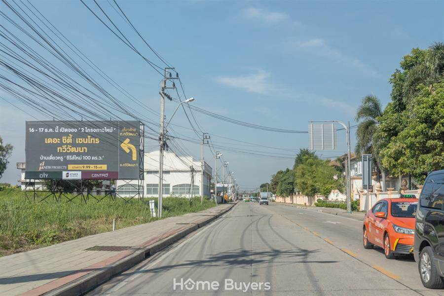 บ้านเดี่ยวหรูที่ดินเริ่ม 100 ตร.ว. The City ทวีวัฒนา บ้านเดี่ยวหรู ซีรีส์ใหม่ 100 ตร.ว. หลังใหญ่ 351 - 429 ตร.ม. เชื่อมต่อ บรมฯ - เพชรเกษม