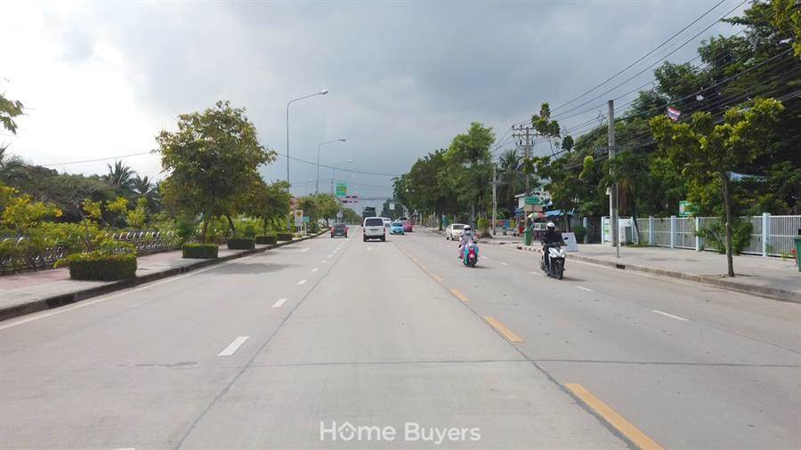 รีวิวบ้านเดี่ยว แกรนด์ บริทาเนีย ทวีวัฒนา บ้านหรูที่ดินเริ่ม 106.63 ตร.ว. เพียง 99 ครอบครัว ติดถนนเลียบคลองทวีวัฒนา รีวิวบ้านเดี่ยว แกรนด์ บริทาเนีย ทวีวัฒนา บ้านหรูที่ดินเริ่ม 106.63 ตร.ว. เพียง 99 ครอบครัว ติดถนนเลียบคลองทวีวัฒนา