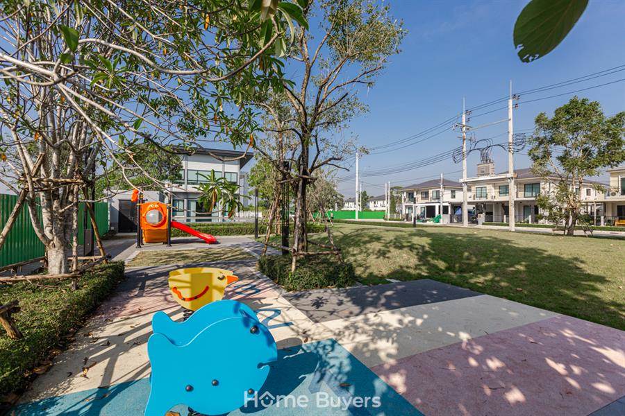 รีวิวบ้านแฝด The Plant ศรีนครินทร์ - เทพารักษ์ บ้านรองรับ 4 ห้องนอน ทำเลใกล้ทางด่วนและรถไฟฟ้าได้ 2 สาย. รีวิวบ้านแฝด The Plant ศรีนครินทร์ - เทพารักษ์ บ้านรองรับ 4 ห้องนอน ทำเลใกล้ทางด่วนและรถไฟฟ้าได้ 2 สาย.