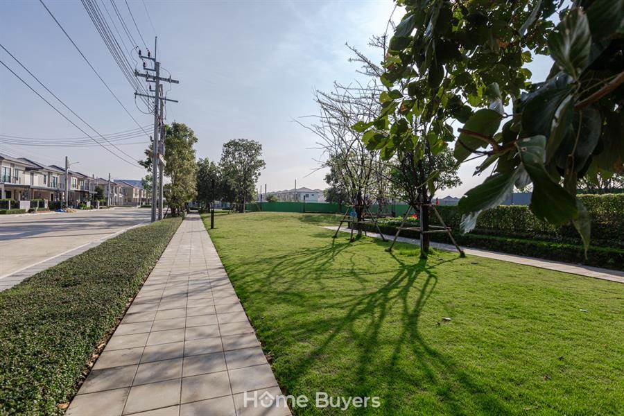 รีวิวบ้านแฝด The Plant ศรีนครินทร์ - เทพารักษ์ บ้านรองรับ 4 ห้องนอน ทำเลใกล้ทางด่วนและรถไฟฟ้าได้ 2 สาย. รีวิวบ้านแฝด The Plant ศรีนครินทร์ - เทพารักษ์ บ้านรองรับ 4 ห้องนอน ทำเลใกล้ทางด่วนและรถไฟฟ้าได้ 2 สาย.
