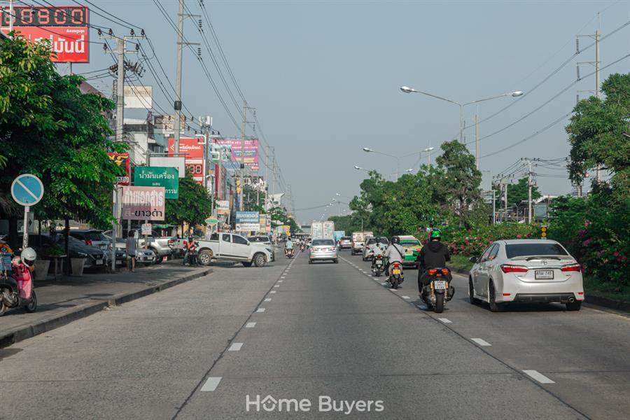 รีวิวบ้านแฝด The Plant ศรีนครินทร์ - เทพารักษ์ บ้านรองรับ 4 ห้องนอน ทำเลใกล้ทางด่วนและรถไฟฟ้าได้ 2 สาย. รีวิวบ้านแฝด The Plant ศรีนครินทร์ - เทพารักษ์ บ้านรองรับ 4 ห้องนอน ทำเลใกล้ทางด่วนและรถไฟฟ้าได้ 2 สาย.