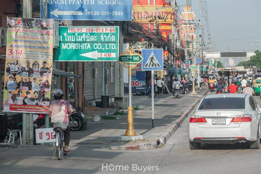 รีวิวบ้านแฝด The Plant ศรีนครินทร์ - เทพารักษ์ บ้านรองรับ 4 ห้องนอน ทำเลใกล้ทางด่วนและรถไฟฟ้าได้ 2 สาย. รีวิวบ้านแฝด The Plant ศรีนครินทร์ - เทพารักษ์ บ้านรองรับ 4 ห้องนอน ทำเลใกล้ทางด่วนและรถไฟฟ้าได้ 2 สาย.
