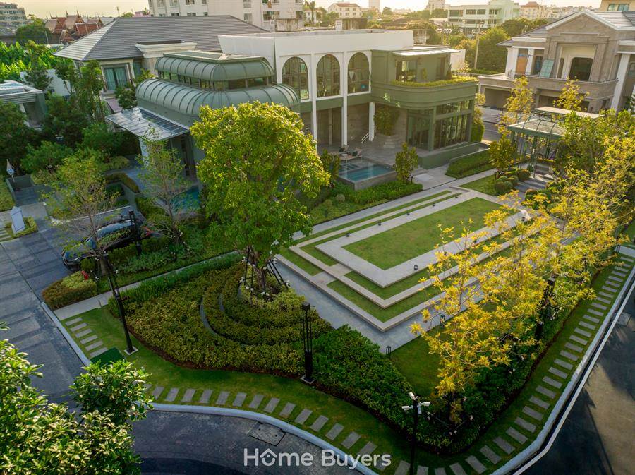 รีวิว Grand Bangkok Boulevard สุขุมวิท - ศรีนครินทร์ คฤหาสน์หรู Modern Classic รีวิว Grand Bangkok Boulevard สุขุมวิท - ศรีนครินทร์ คฤหาสน์หรู Modern Classic