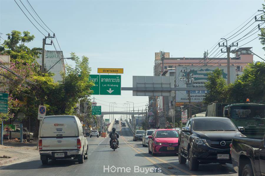 รีวิวทาวน์โฮม ไทม์โฮม 62 เฉลิมพระเกียรติ ร.9 ซ.62 ทาวน์โฮม 2.5 ชั้น พร้อมดาดฟ้า ก่ออิฐมอญแดง ใกล้พัฒนาการ - ศรีนครินทร์ รีวิวทาวน์โฮม ไทม์โฮม 62 เฉลิมพระเกียรติ ร.9 ซ.62 ทาวน์โฮม 2.5 ชั้น พร้อมดาดฟ้า ก่ออิฐมอญแดง ใกล้พัฒนาการ - ศรีนครินทร์