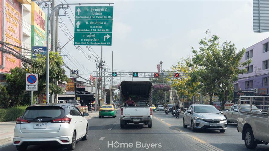 รีวิวบ้าน GRANDE PLENO วัชรพล - จตุโชติ 10 บ้านแฝดที่ออกแบบพื้นที่ให้มีความเป็นส่วนตัวอย่างที่สุด