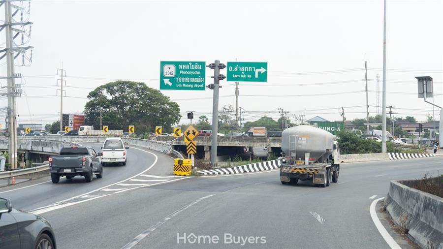 รีวิว เวียสเต้ วงแหวน - ลำลูกกา ทาวน์โฮม-บ้านแฝด สไตล์ Minimal Japandi ที่ให้ความเรียบง่าย อบอุ่น เป็นส่วนหนึ่งของความสุข รีวิว เวียสเต้ วงแหวน - ลำลูกกา ทาวน์โฮม-บ้านแฝด สไตล์ Minimal Japandi ที่ให้ความเรียบง่าย อบอุ่น เป็นส่วนหนึ่งของความสุข