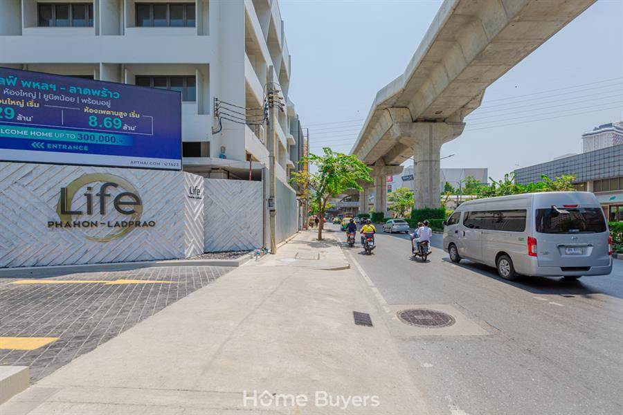รีวิวคอนโดตึกเสร็จ Life พหลฯ - ลาดพร้าว คอนโดใหม่กลางห้าแยกลาดพร้าว ห้องกว้าง ส่วนกลางหรู พร้อม Facility จัดเต็ม