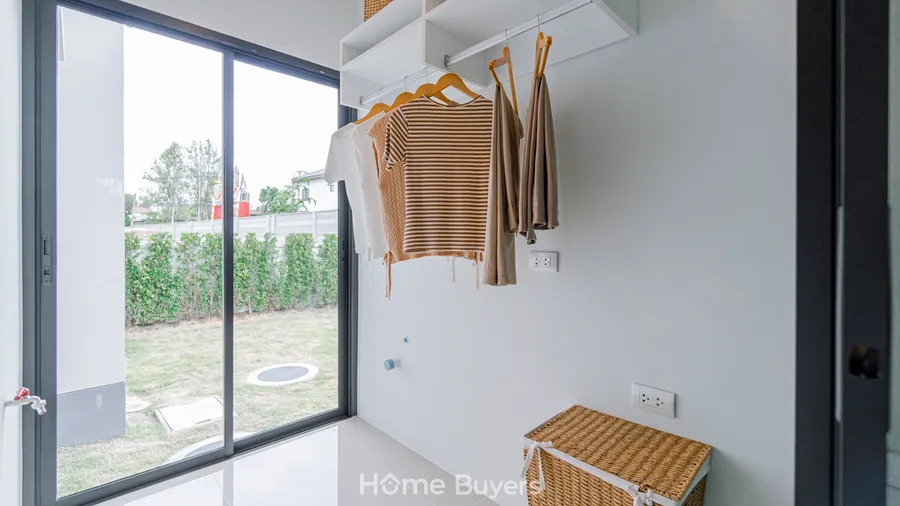 รีวิวบ้าน ธนาพาร์ค พรีเว่ 2 นครอินทร์ - ปิ่นเกล้า บ้านแนวคิดใหม่สไตล์ Introvert ที่ให้ความเป็นส่วนตัวและความคุ้มค่า