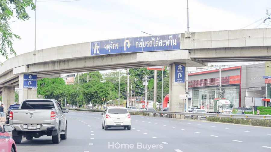 รีวิวบ้าน ธนาพาร์ค พรีเว่ 2 นครอินทร์ - ปิ่นเกล้า บ้านแนวคิดใหม่สไตล์ Introvert ที่ให้ความเป็นส่วนตัวและความคุ้มค่า