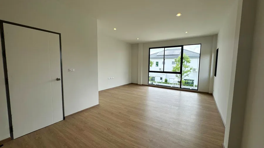รีวิวบ้าน ธนาพาร์ค พรีเว่ 2 นครอินทร์ - ปิ่นเกล้า บ้านแนวคิดใหม่สไตล์ Introvert ที่ให้ความเป็นส่วนตัวและความคุ้มค่า