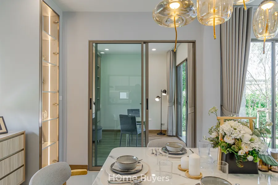 รีวิวบ้านเดี่ยว ปภาวรินท์ กาญจนาฯ - บางใหญ่ (ซอยกันตนา) บ้านเย็น…ก็เป็นสุข นวัตกรรมใหม่ อยู่สบายอย่างยั่งยืน เริ่ม 6.5 ล้านบาท* รีวิวบ้านเดี่ยว ปภาวรินท์ กาญจนาฯ - บางใหญ่ (ซอยกันตนา) บ้านเย็น…ก็เป็นสุข นวัตกรรมใหม่ อยู่สบายอย่างยั่งยืน เริ่ม 6.5 ล้านบาท*