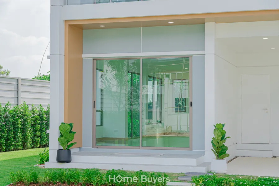 รีวิวบ้านเดี่ยว ปภาวรินท์ กาญจนาฯ - บางใหญ่ (ซอยกันตนา) บ้านเย็น…ก็เป็นสุข นวัตกรรมใหม่ อยู่สบายอย่างยั่งยืน เริ่ม 6.5 ล้านบาท* รีวิวบ้านเดี่ยว ปภาวรินท์ กาญจนาฯ - บางใหญ่ (ซอยกันตนา) บ้านเย็น…ก็เป็นสุข นวัตกรรมใหม่ อยู่สบายอย่างยั่งยืน เริ่ม 6.5 ล้านบาท*