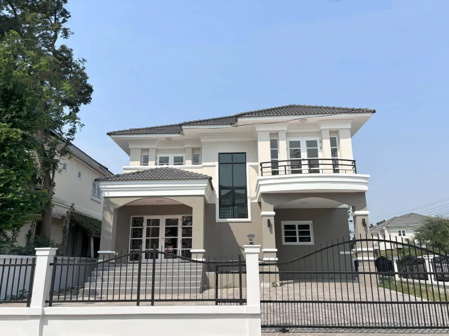 รวมบ้านมือสองพร้อมอยู่ 10 บ้านสวยสภาพดีจากแพลตฟอร์ม Home Hug อัปเดตล่าสุด