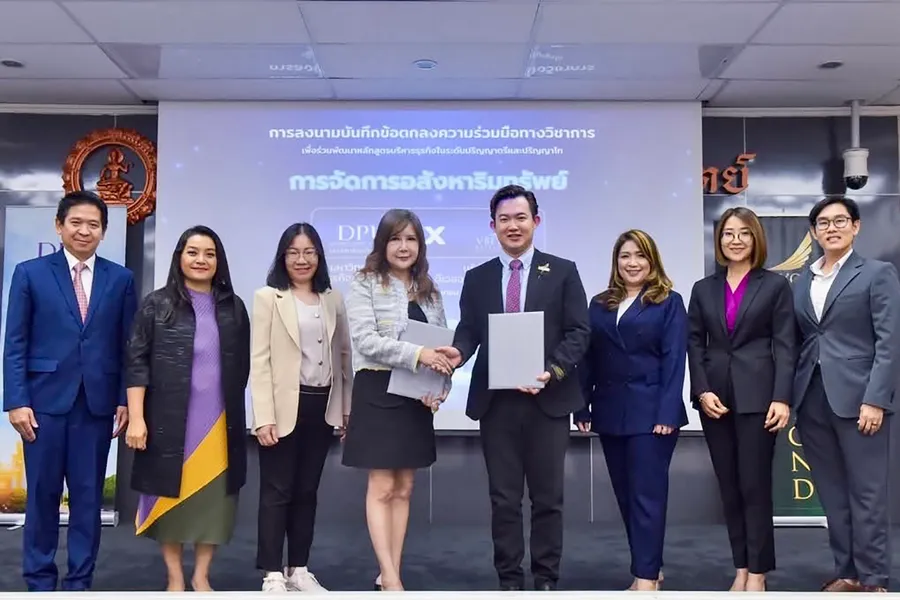 “วีบียอนด์” ผนึกกำลัง ม.ธุรกิจบัณฑิตย์ (DPU) เปิดหลักสูตรนวัตกรรมการจัดการอสังหาริมทรัพย์ ระดับปริญญาตรีและปริญญาโท ปั้นนักบริหารอสังหาฯ มืออาชีพรุ่นใหม่ รองรับเทรนด์อนาคต พร้อมลุยตลาดในระดับประเทศและภูมิภาค “วีบียอนด์” ผนึกกำลัง ม.ธุรกิจบัณฑิตย์ (DPU) เปิดหลักสูตรนวัตกรรมการจัดการอสังหาริมทรัพย์ ระดับปริญญาตรีและปริญญาโท ปั้นนักบริหารอสังหาฯ มืออาชีพรุ่นใหม่ รองรับเทรนด์อนาคต พร้อมลุยตลาดในระดับประเทศและภูมิภาค