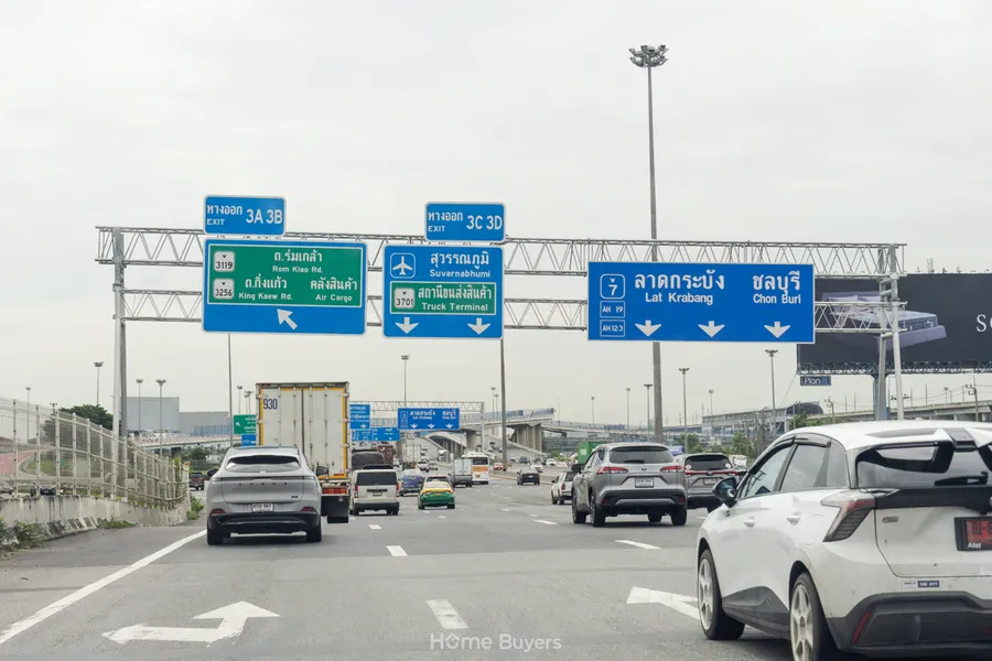 รีวิวบ้าน Grand Britania กรุงเทพกรีฑา - สุวรรณภูมิ บ้านหรูหลังใหญ่ ใกล้ทางด่วน ติดถนนร่มเกล้า - กรุงเทพกรีฑาตัดใหม่ รีวิวบ้าน Grand Britania กรุงเทพกรีฑา - สุวรรณภูมิ บ้านหรูหลังใหญ่ ใกล้ทางด่วน ติดถนนร่มเกล้า - กรุงเทพกรีฑาตัดใหม่